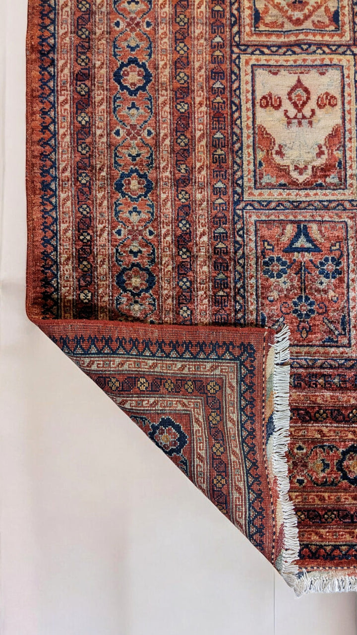 Tavien - Size: 10.4 x 7.10