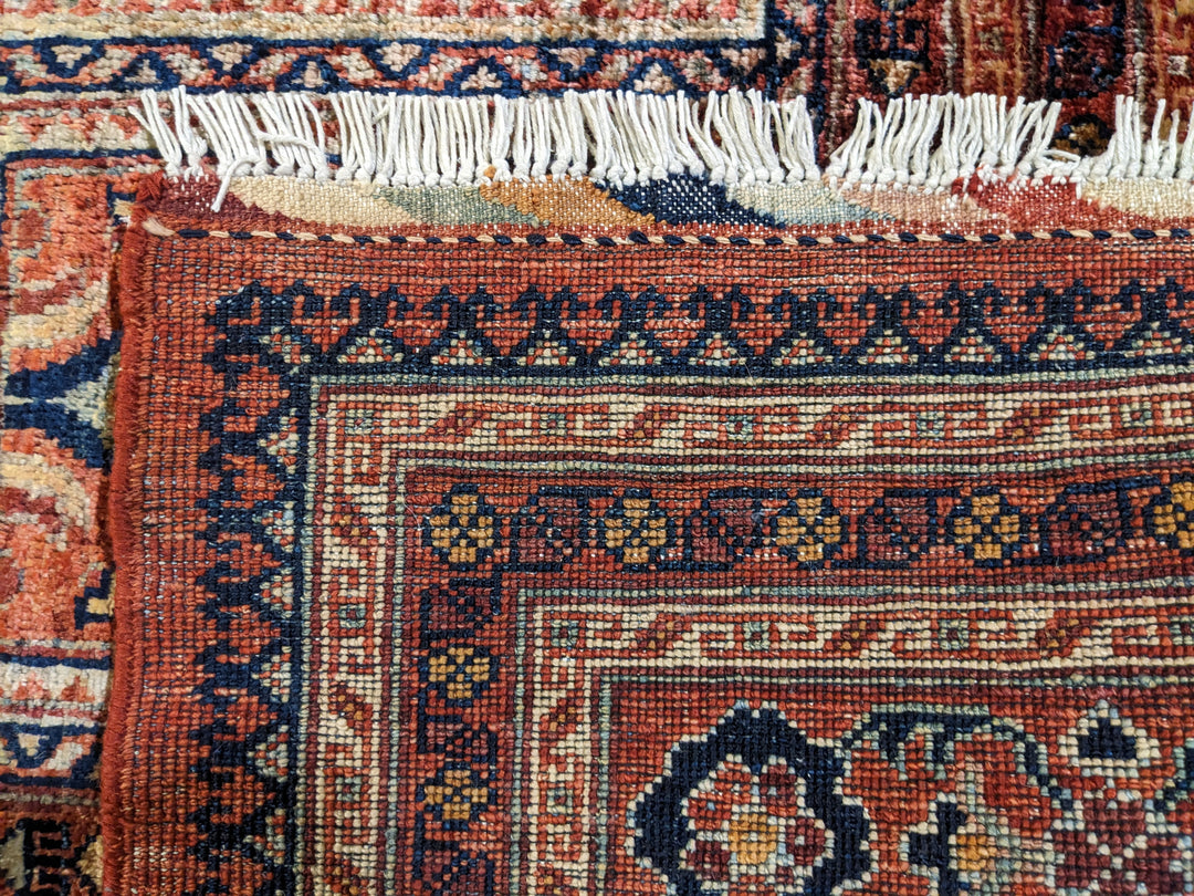 Tavien - Size: 10.4 x 7.10