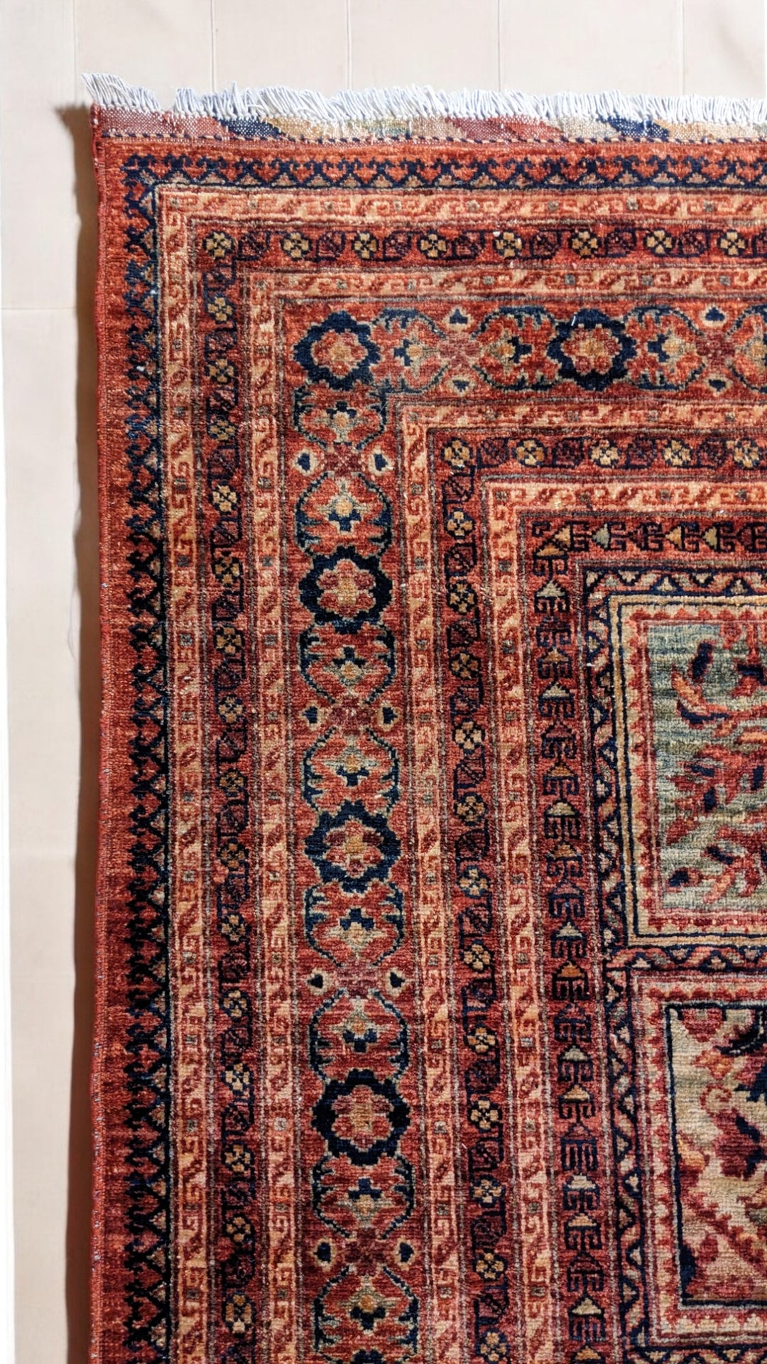 Tavien - Size: 10.4 x 7.10