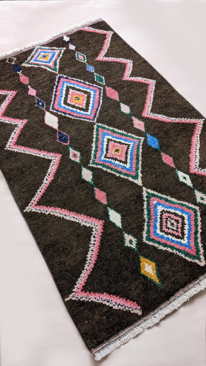 Moroccan Modern Rug - Size: 6.5 x 4