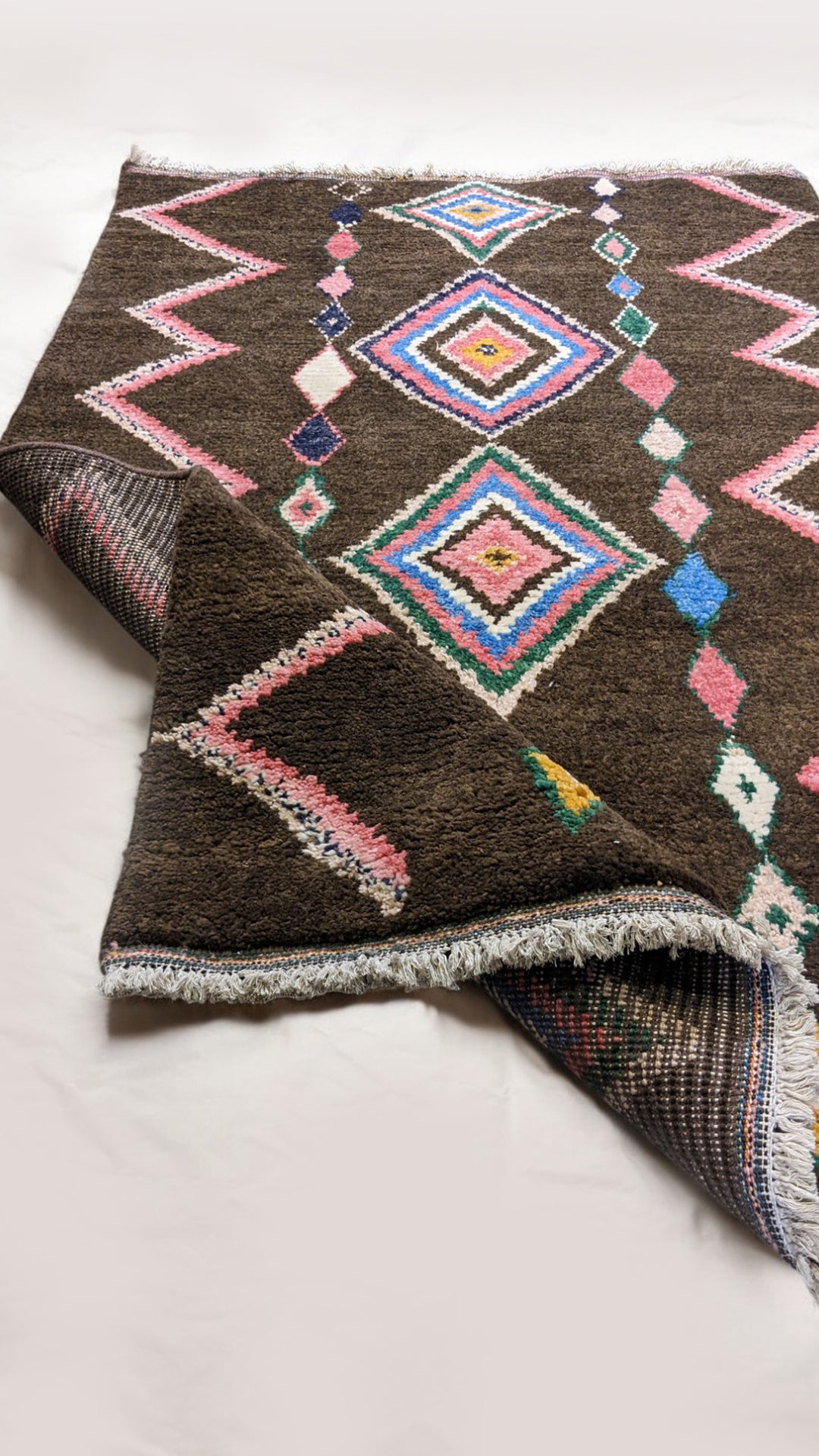 Moroccan Modern Rug - Size: 6.5 x 4