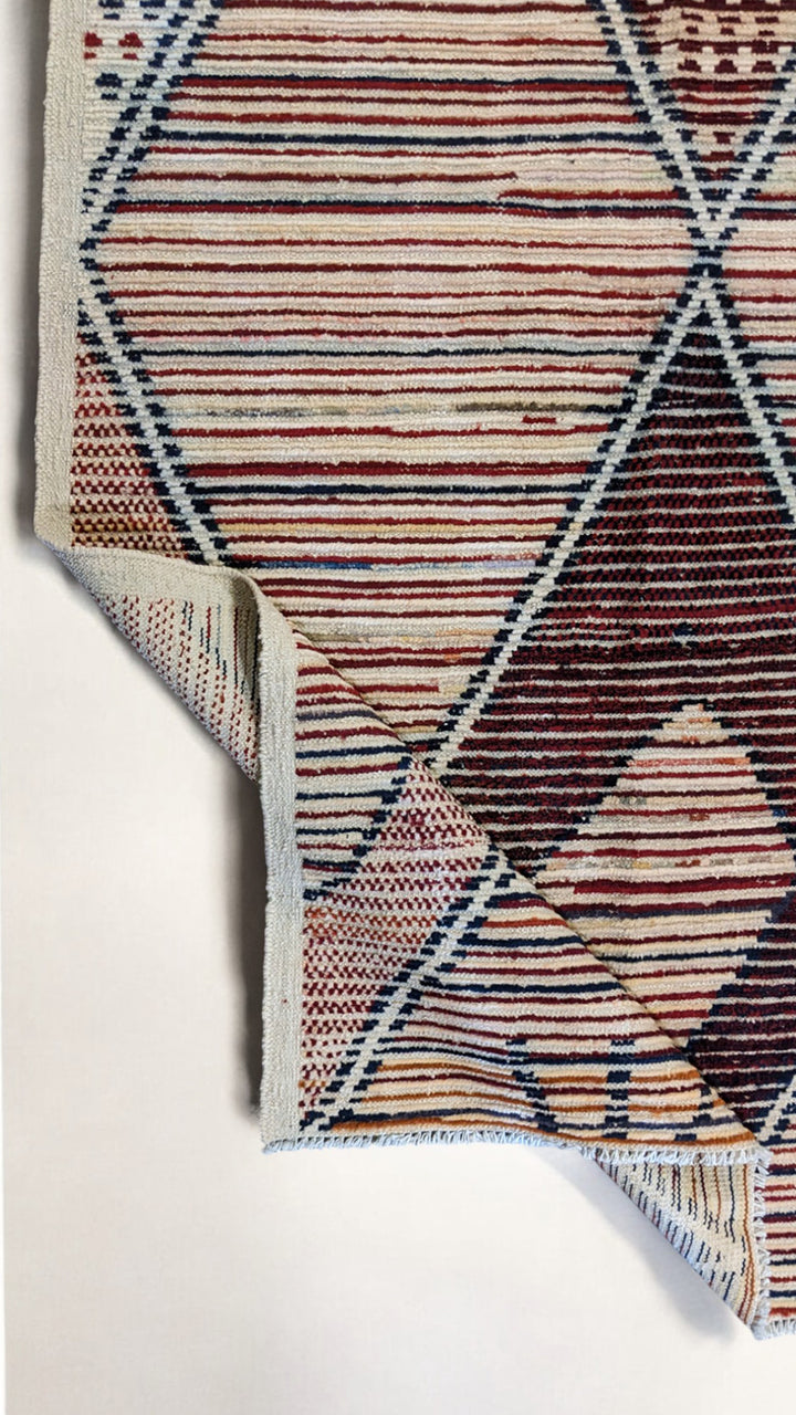 Moroccan Modern Rug - Size: 11.8 x 8.11