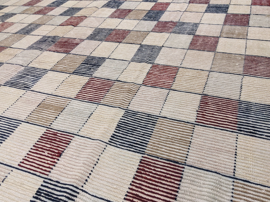 Moroccan Modern Rug - Size: 12 x 8.9