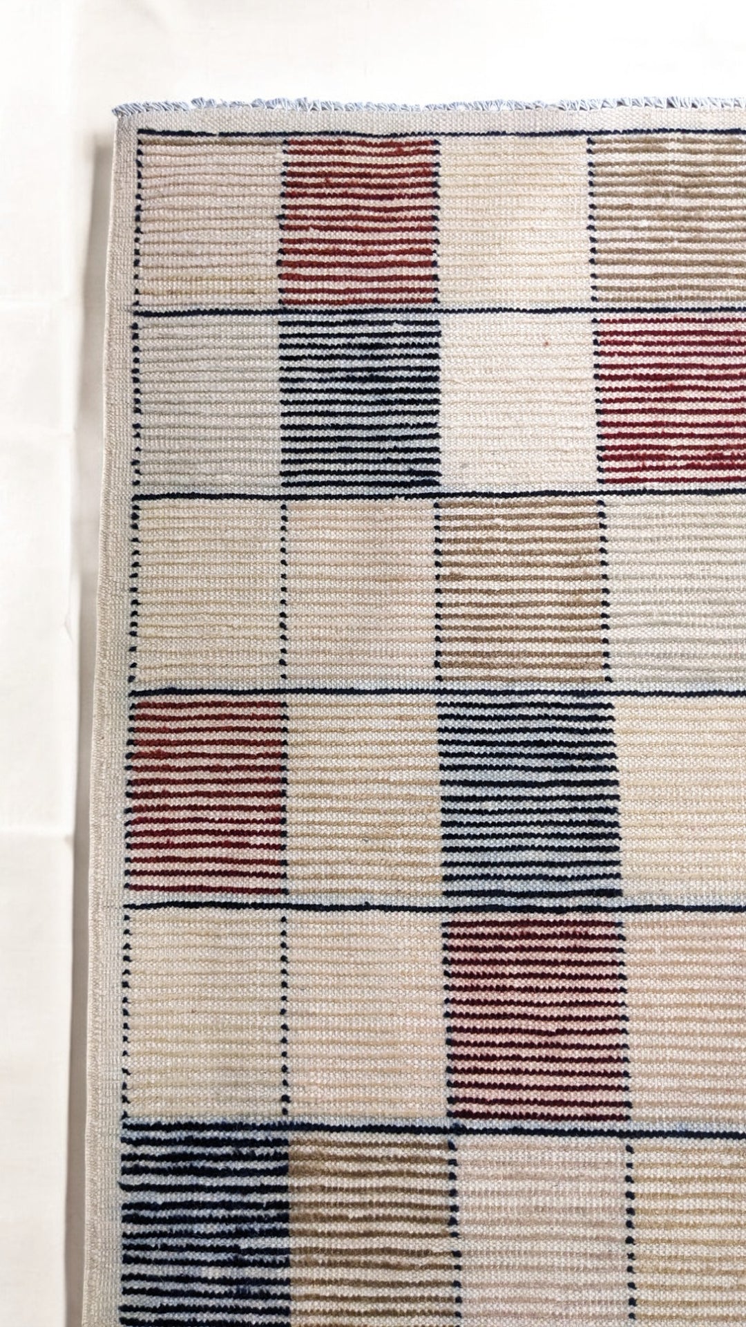 Moroccan Modern Rug - Size: 12 x 8.9