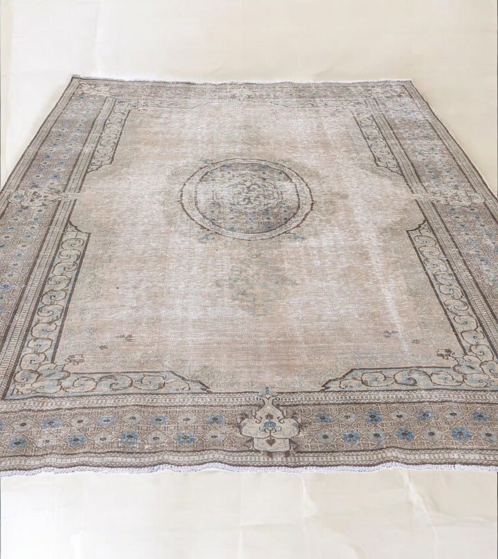 Sablet - Size: 10 x 7.4