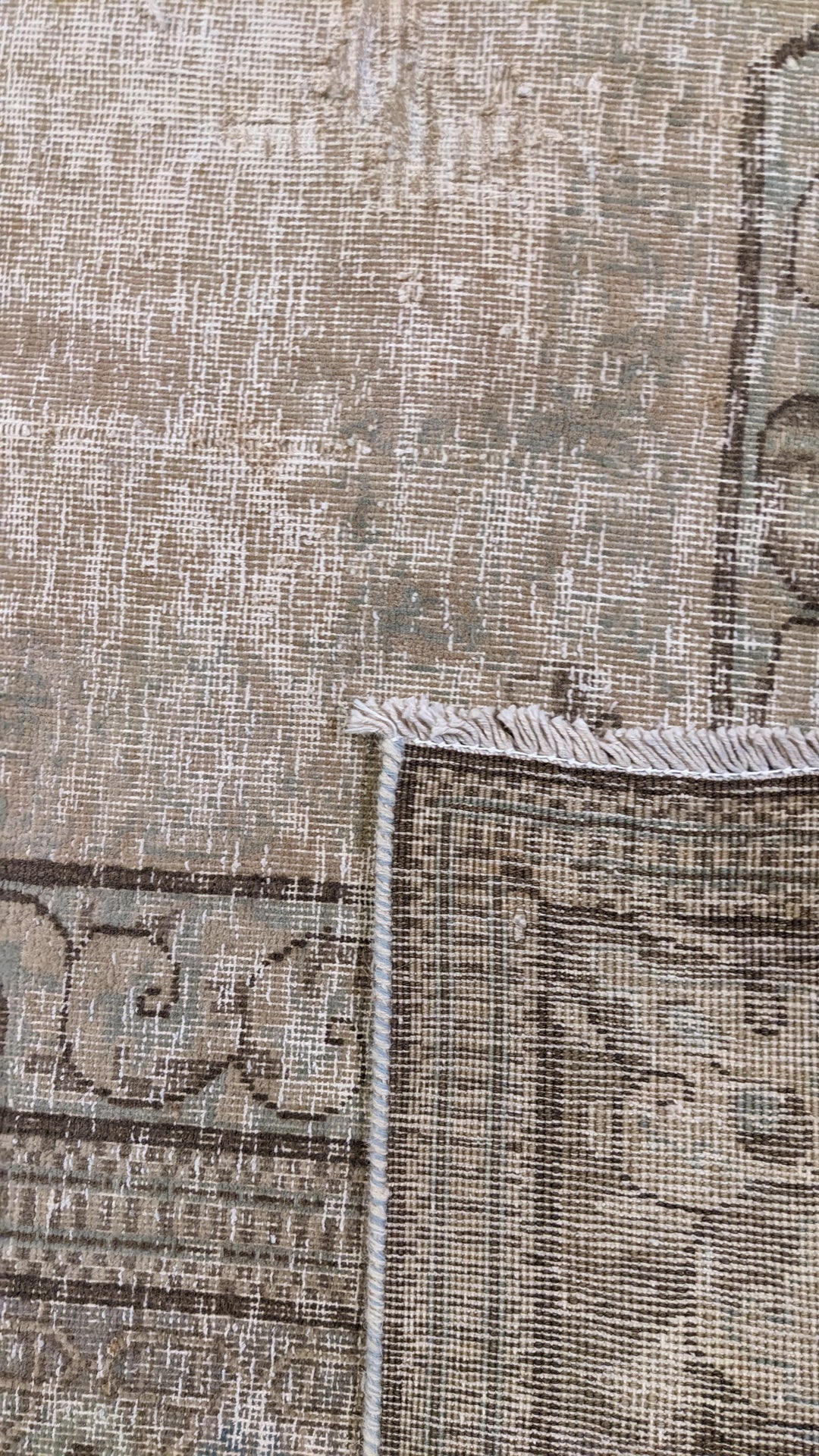 Sablet - Size: 10 x 7.4