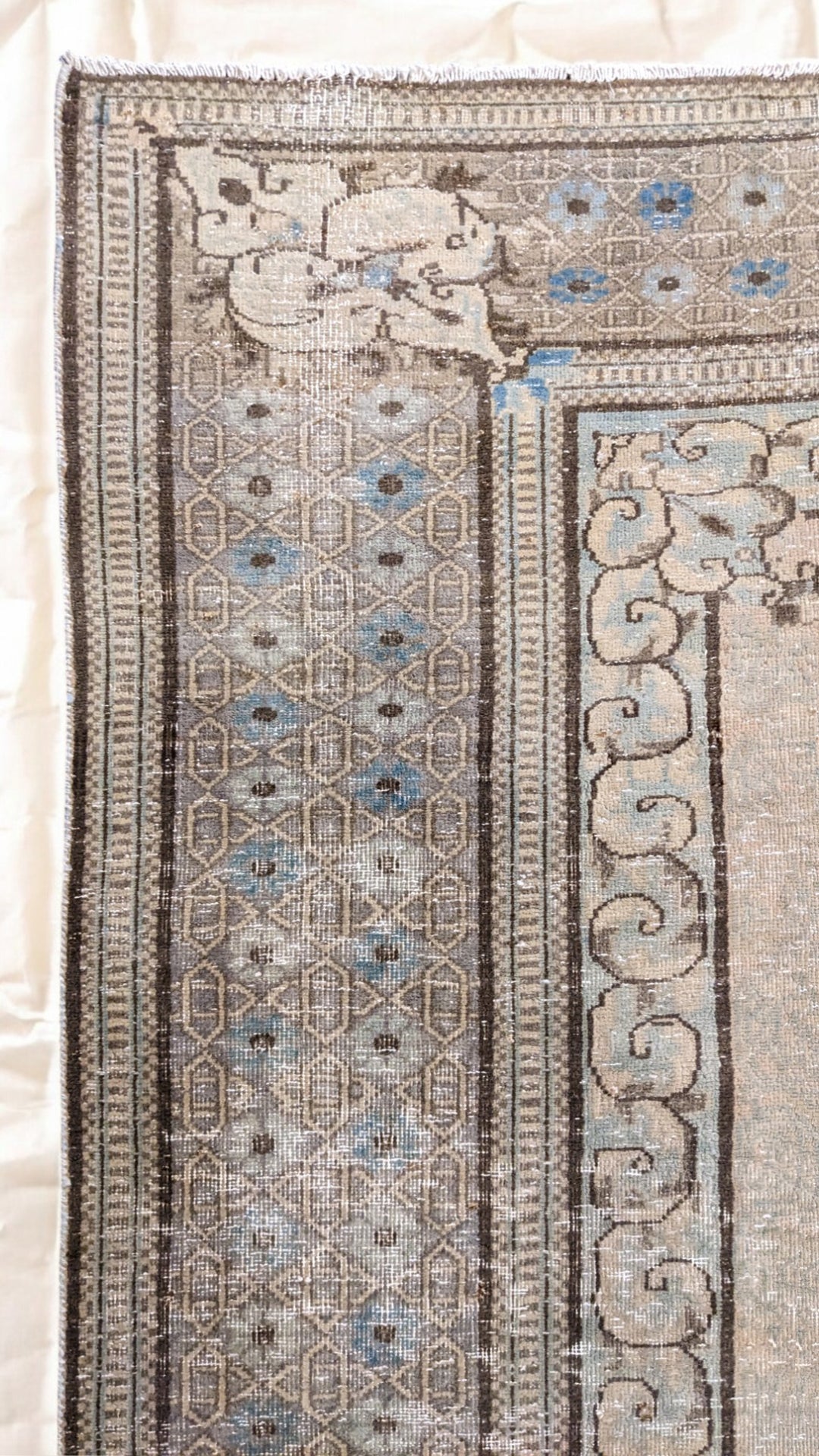 Sablet - Size: 10 x 7.4