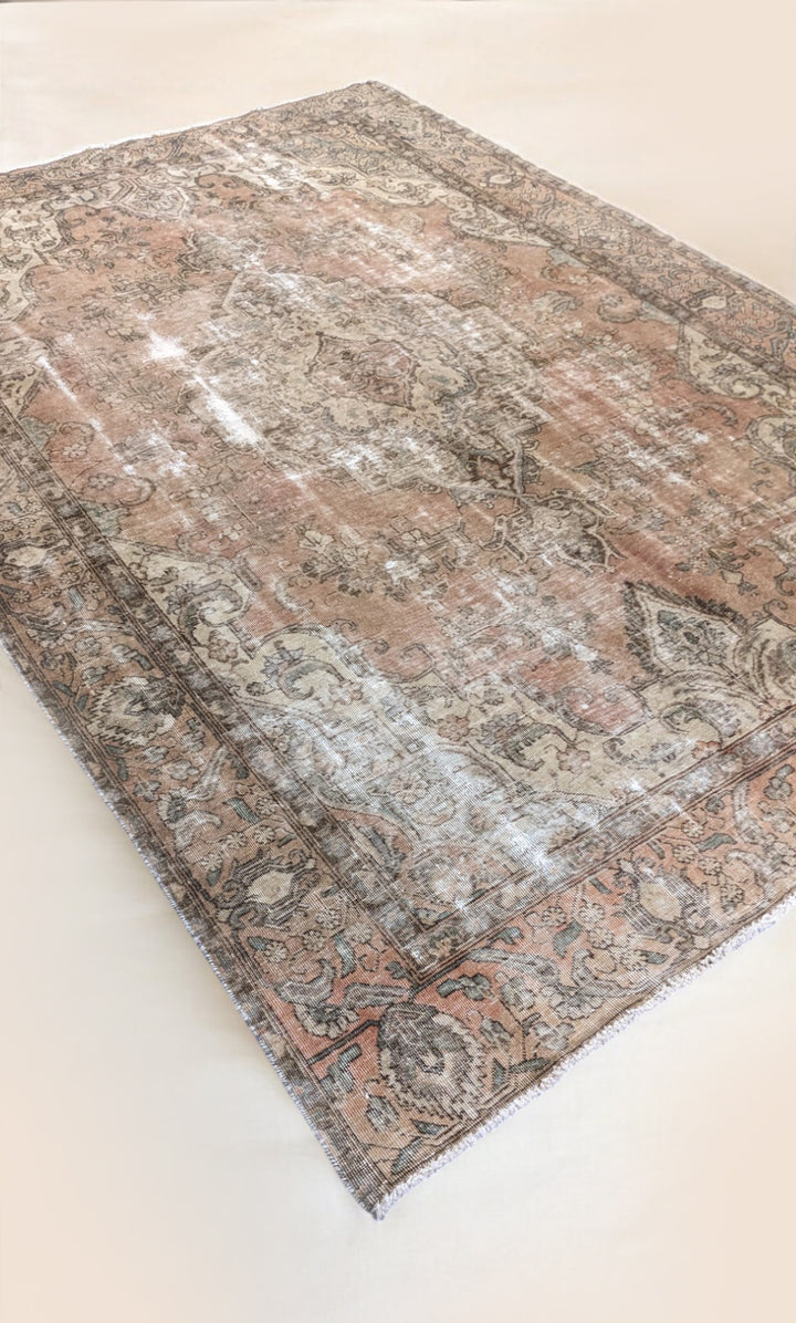 Shirazi Persian Vintage Wash Rug - Size: 10.7 x 7.4