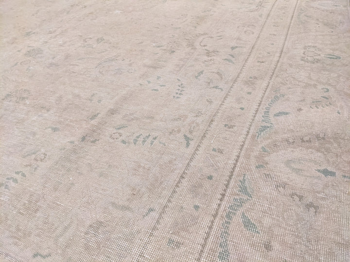 Duvanel - Size: 12.3 x 9.4