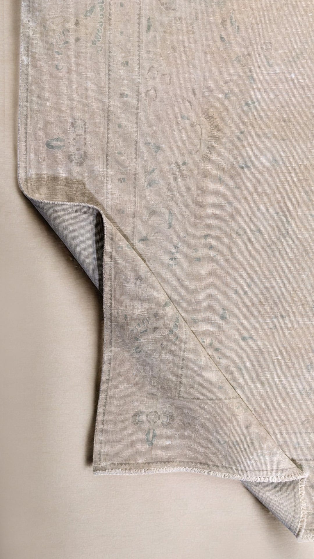 Duvanel - Size: 12.3 x 9.4