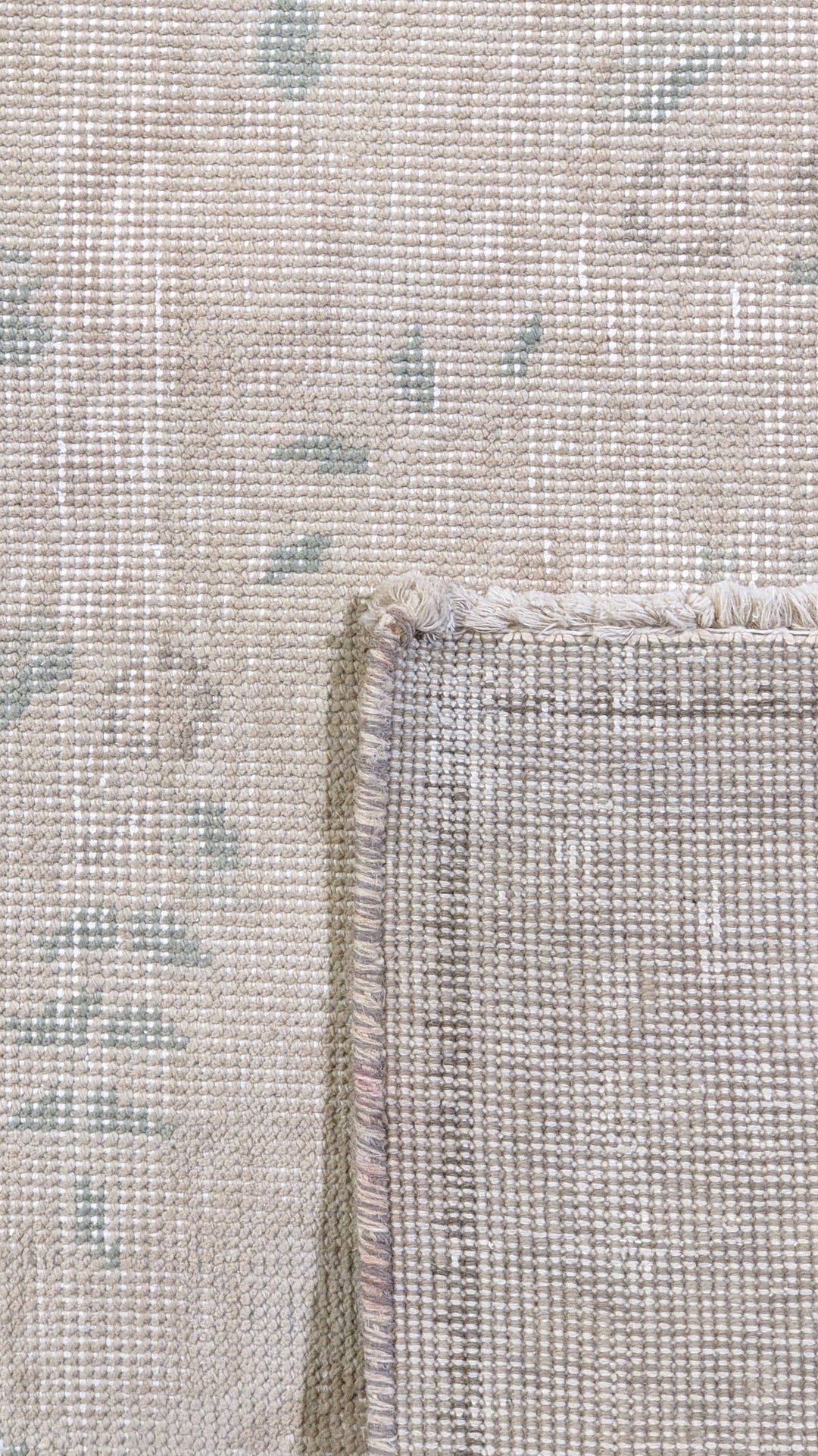 Duvanel - Size: 12.3 x 9.4