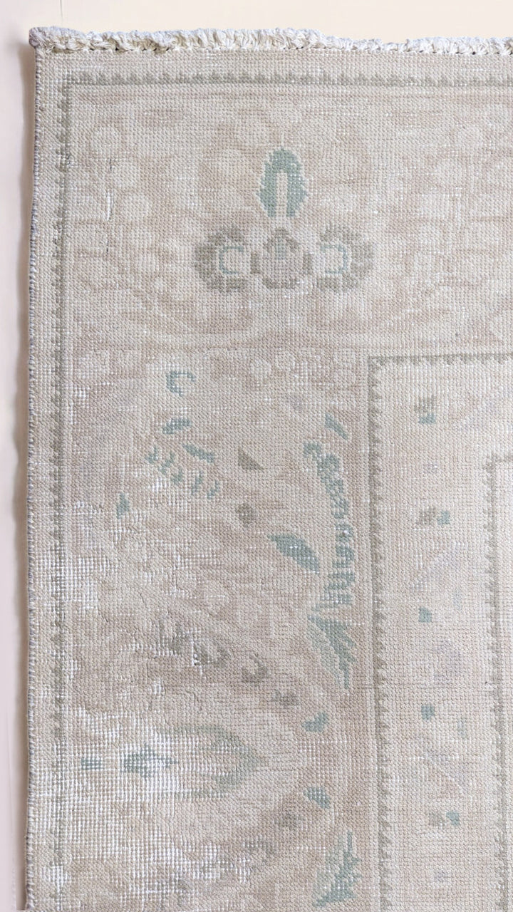 Duvanel - Size: 12.3 x 9.4