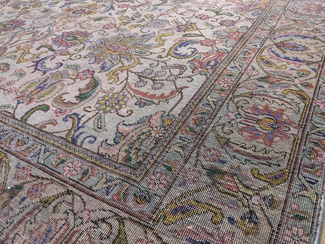 Kashan Persian Vintage Wash Rug - Size: 10.11 x 7.9