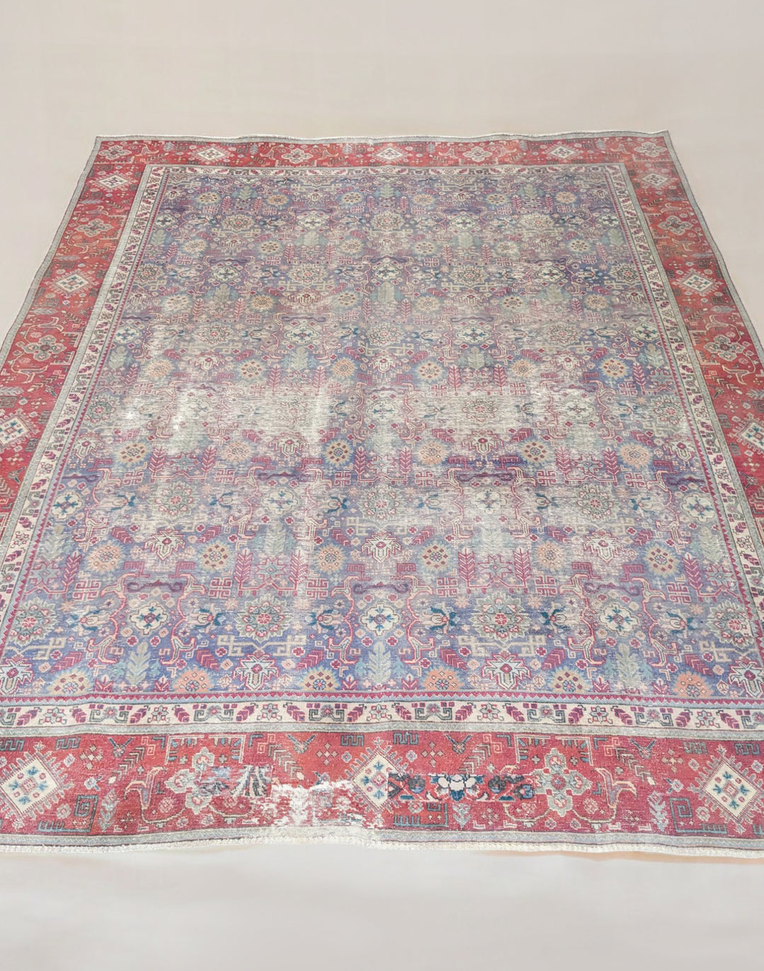 Vintique - Size: 11.9 x 8.10