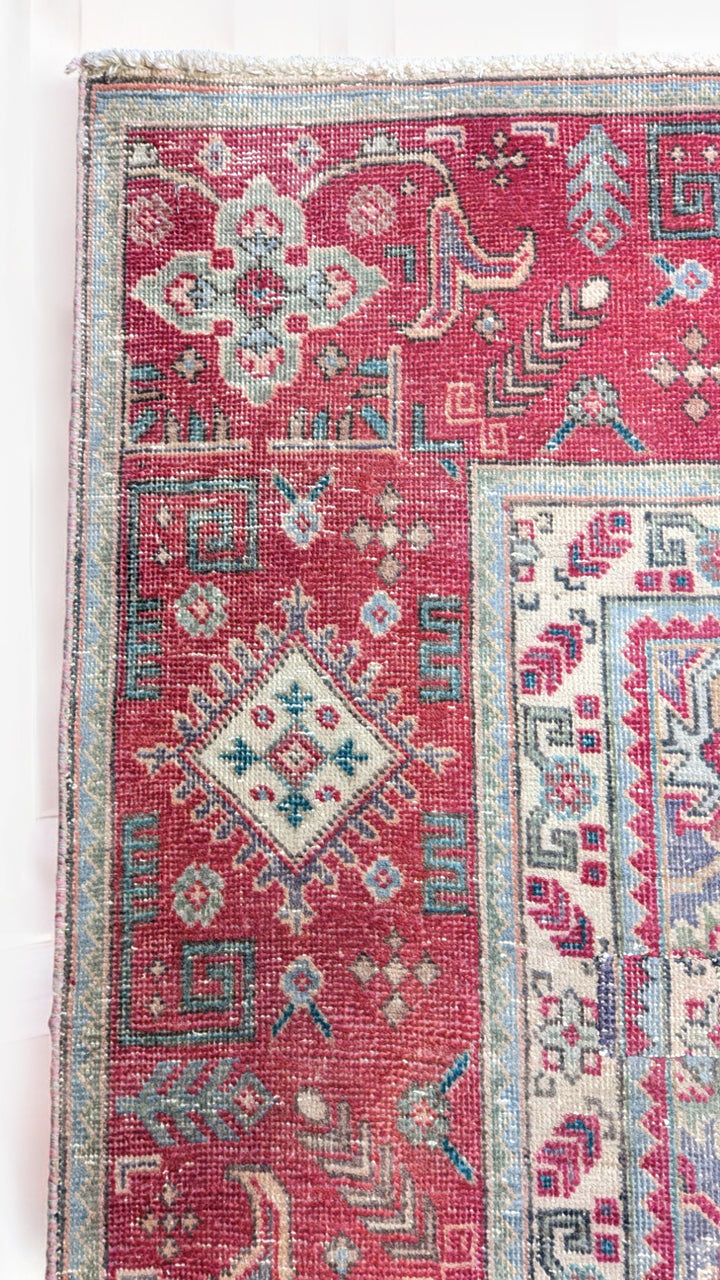 Vintique - Size: 11.9 x 8.10