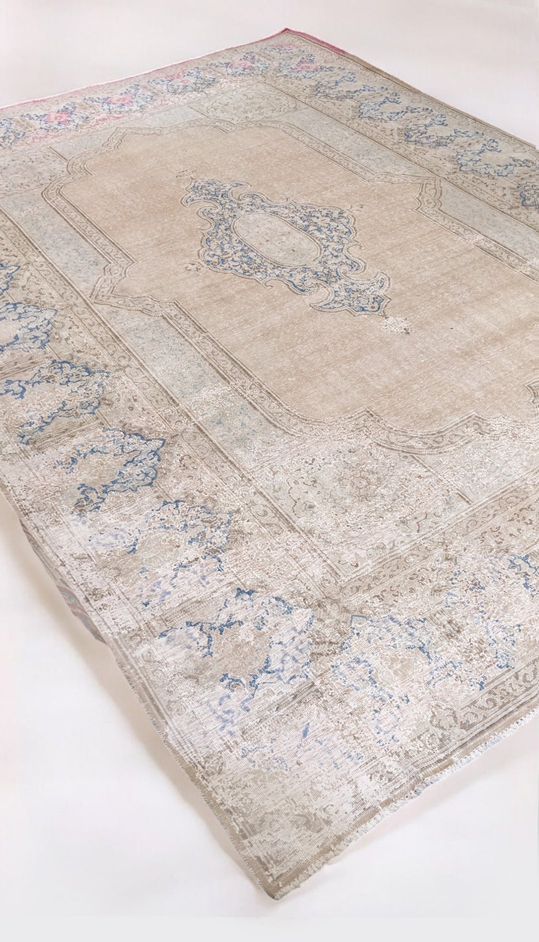 Eclipsara - Size: 13.2 x 9.7