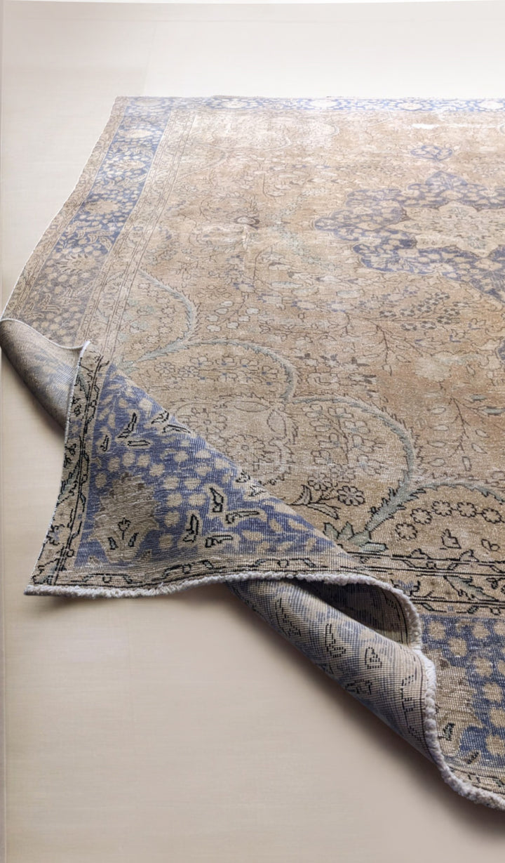 Chronelle - Size: 12.4 x 8.10