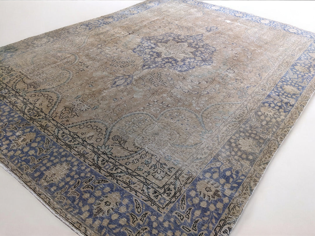 Chronelle - Size: 12.4 x 8.10