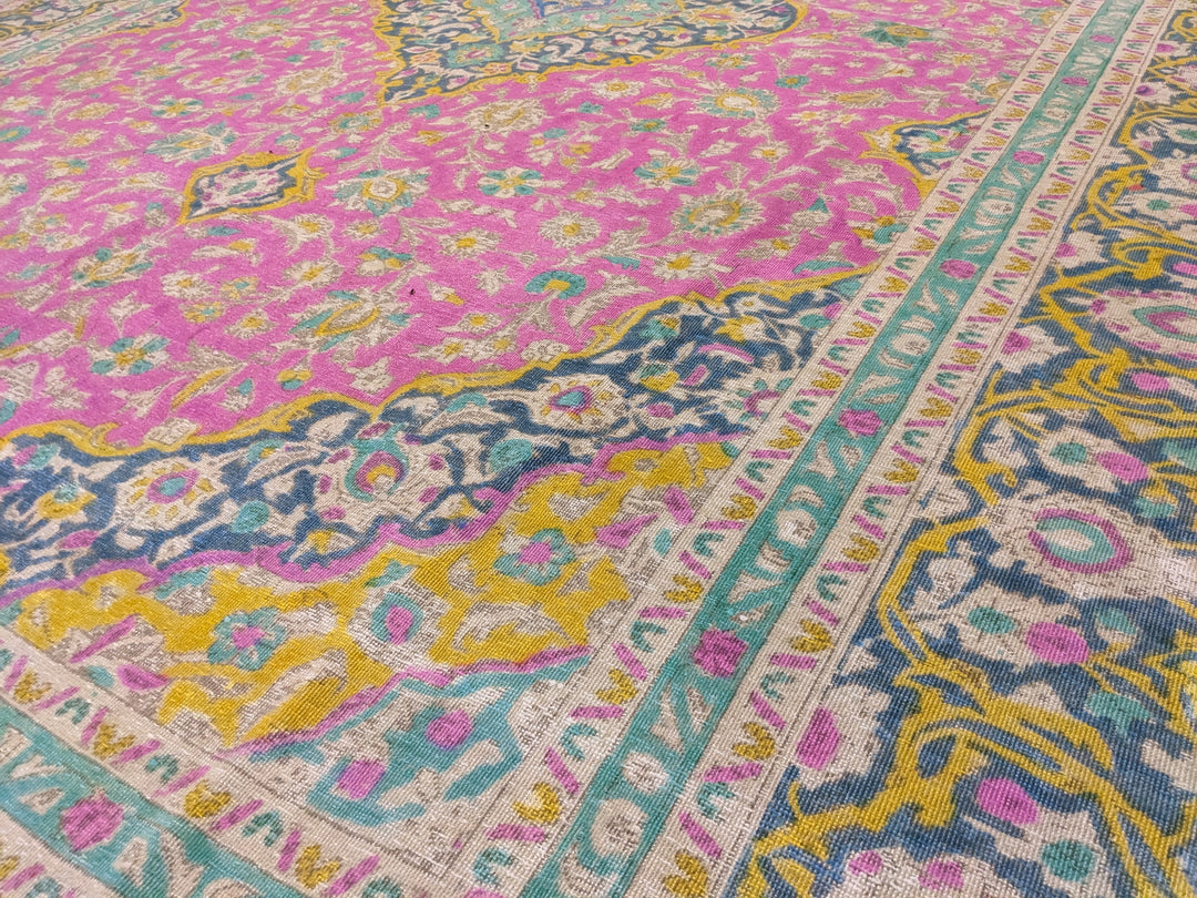 Nostalique - Size: 12.9 x 8.11