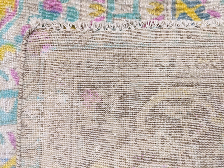 Nostalique - Size: 12.9 x 8.11