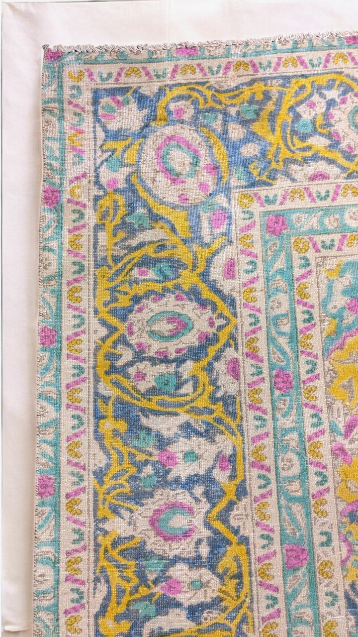 Nostalique - Size: 12.9 x 8.11