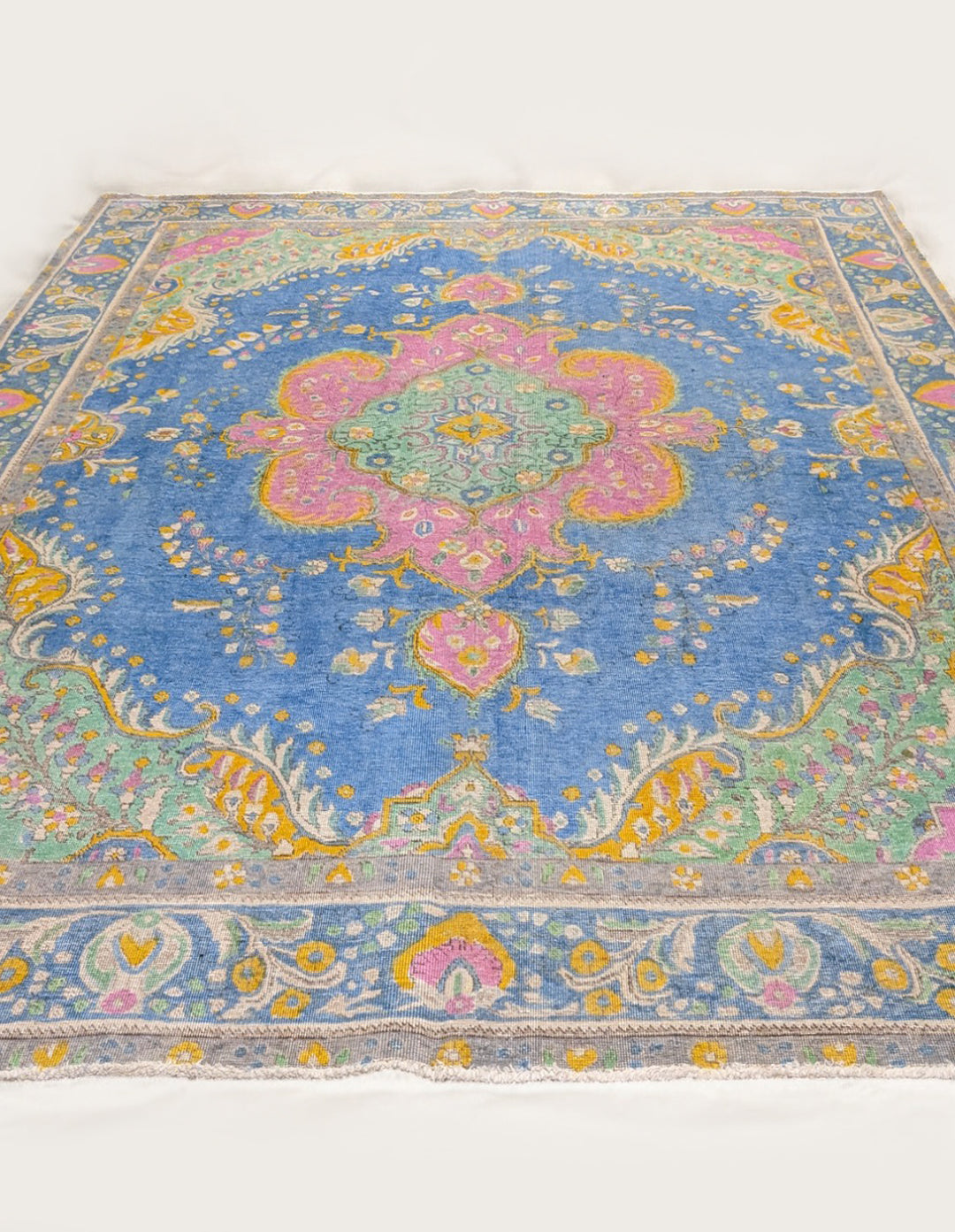 Carvelin - Size: 12.4 x 9.3