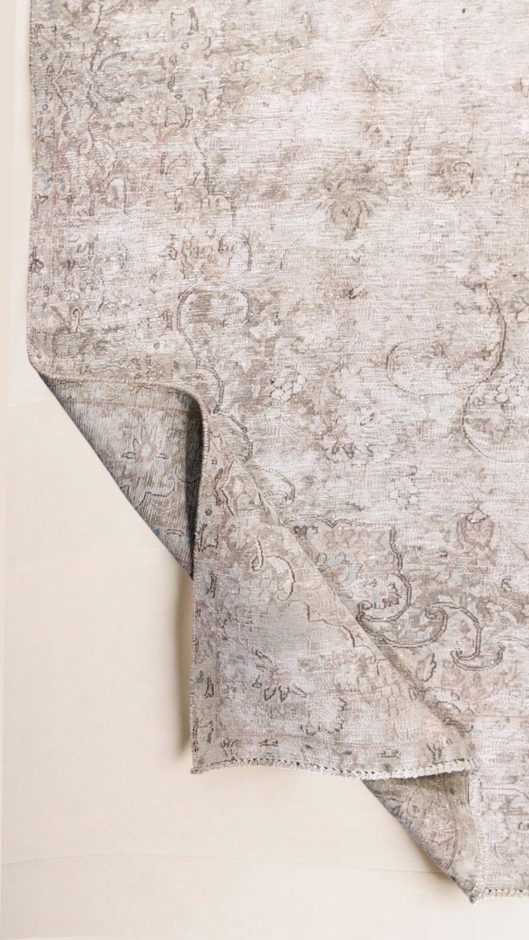 Covelle - Size: 8.11 x 6.6