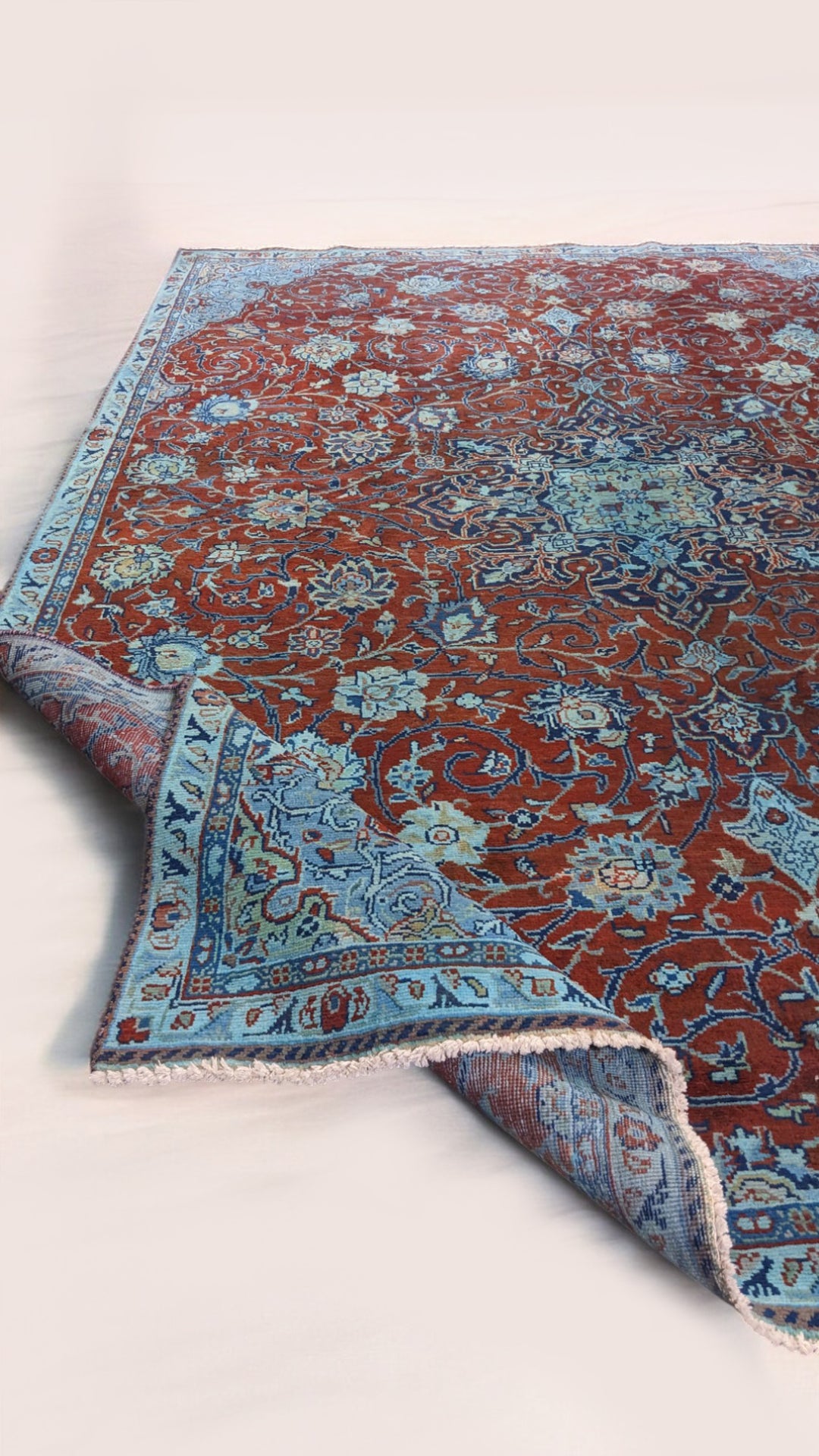 Duvira - Size: 10.6 x 7