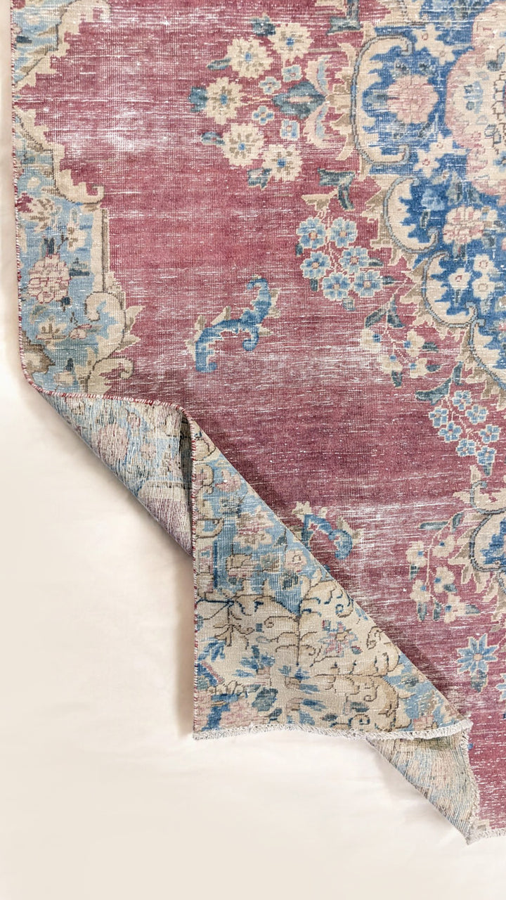 Faylen - Size: 8.11 x 6.4