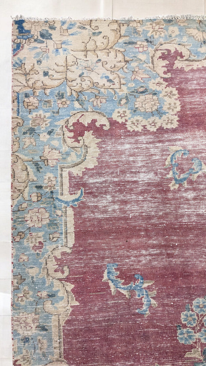 Faylen - Size: 8.11 x 6.4