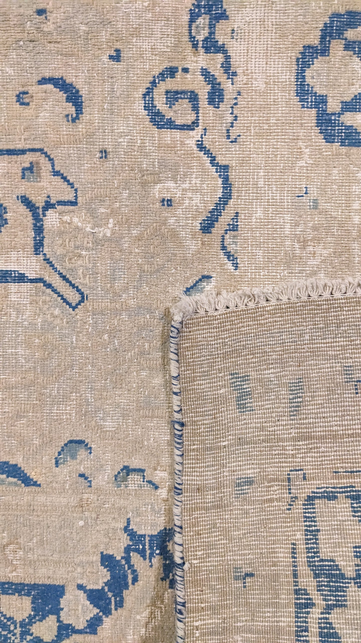 Tasselio - Size: 10.10 x 8