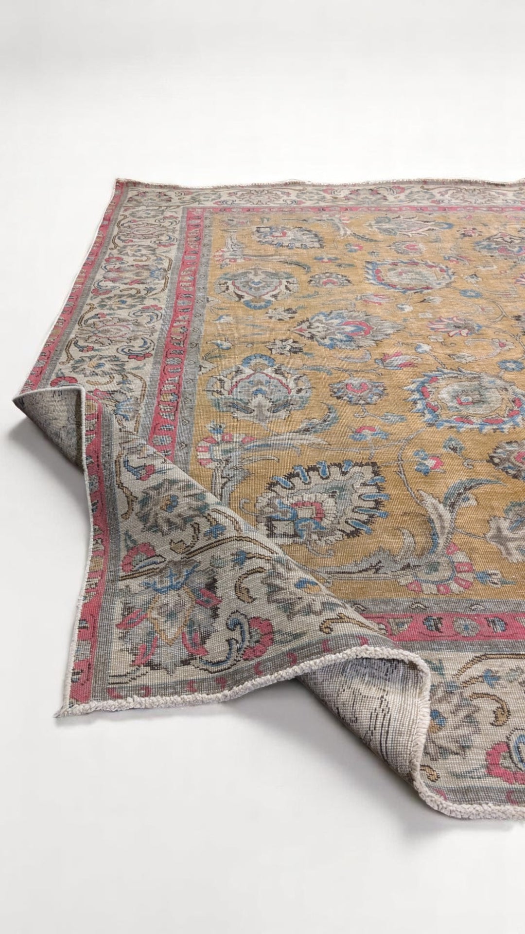 Kashan Persian Vintage Wash Rug - Size: 8.11 x 9.8