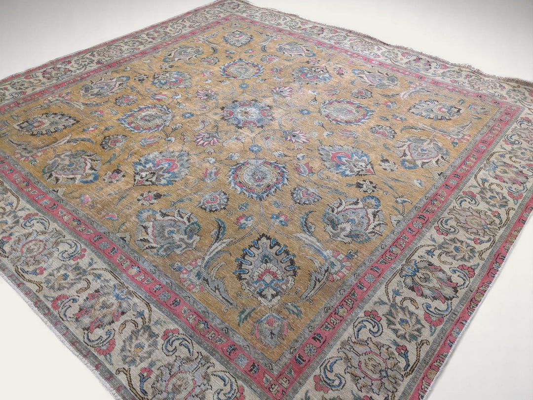 Kashan Persian Vintage Wash Rug - Size: 8.11 x 9.8