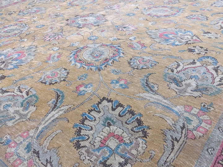 Kashan Persian Vintage Wash Rug - Size: 8.11 x 9.8