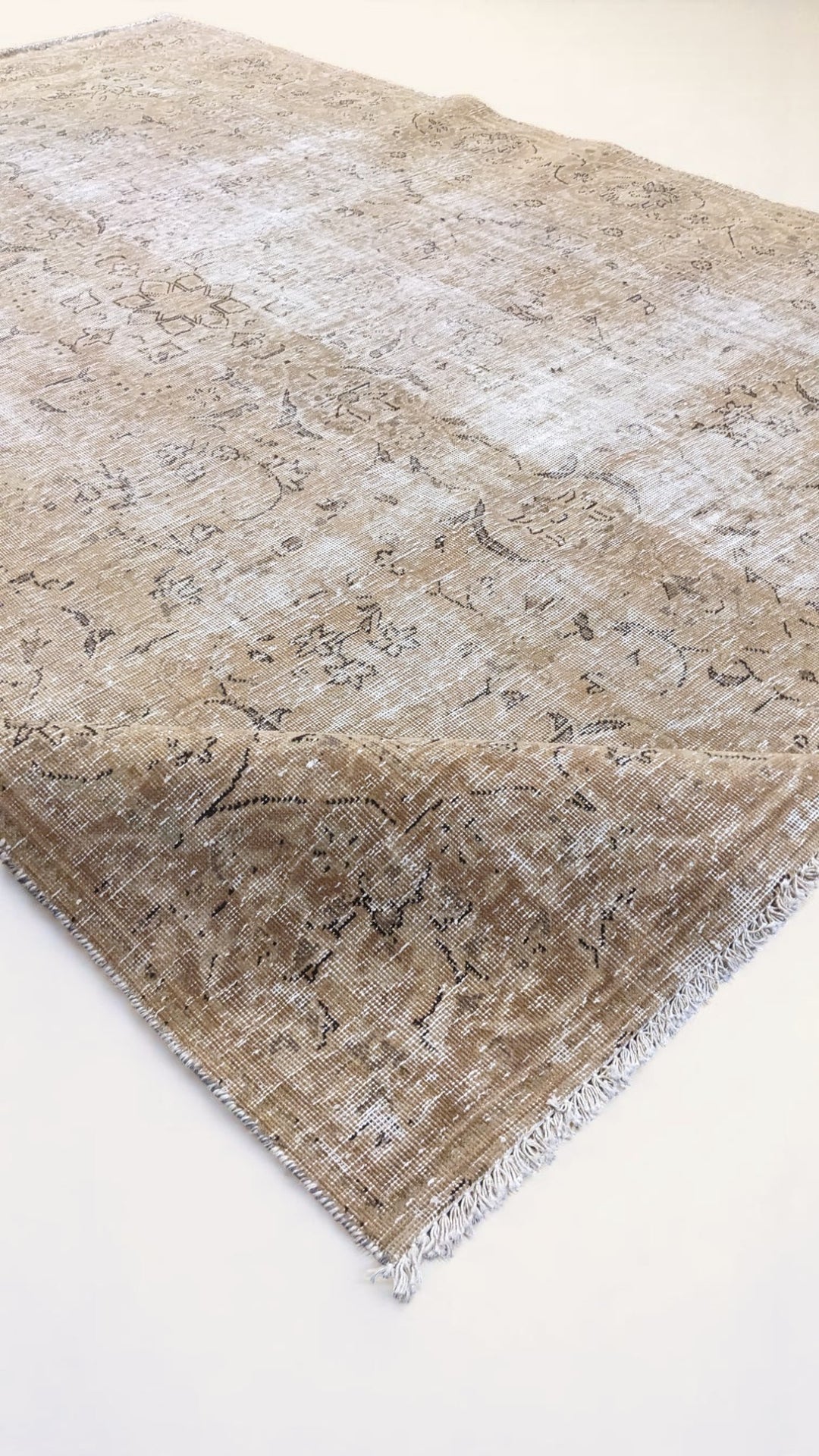 Tabriz Persian Vintage Wash Rug - Size: 9.9 x 6