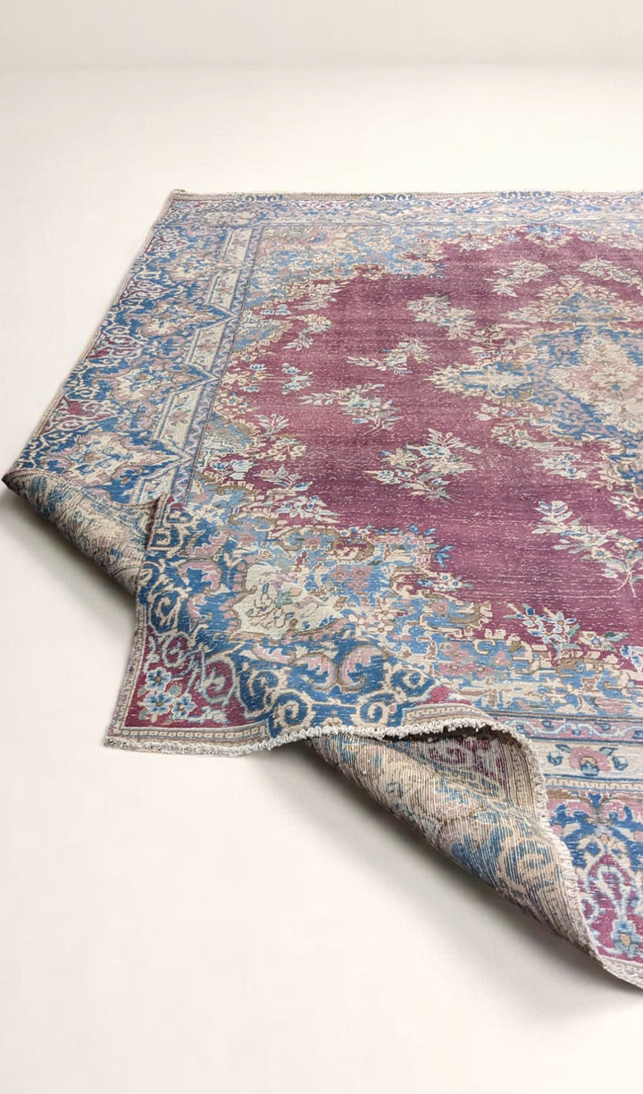 Ferola - Size: 11 x 9.1