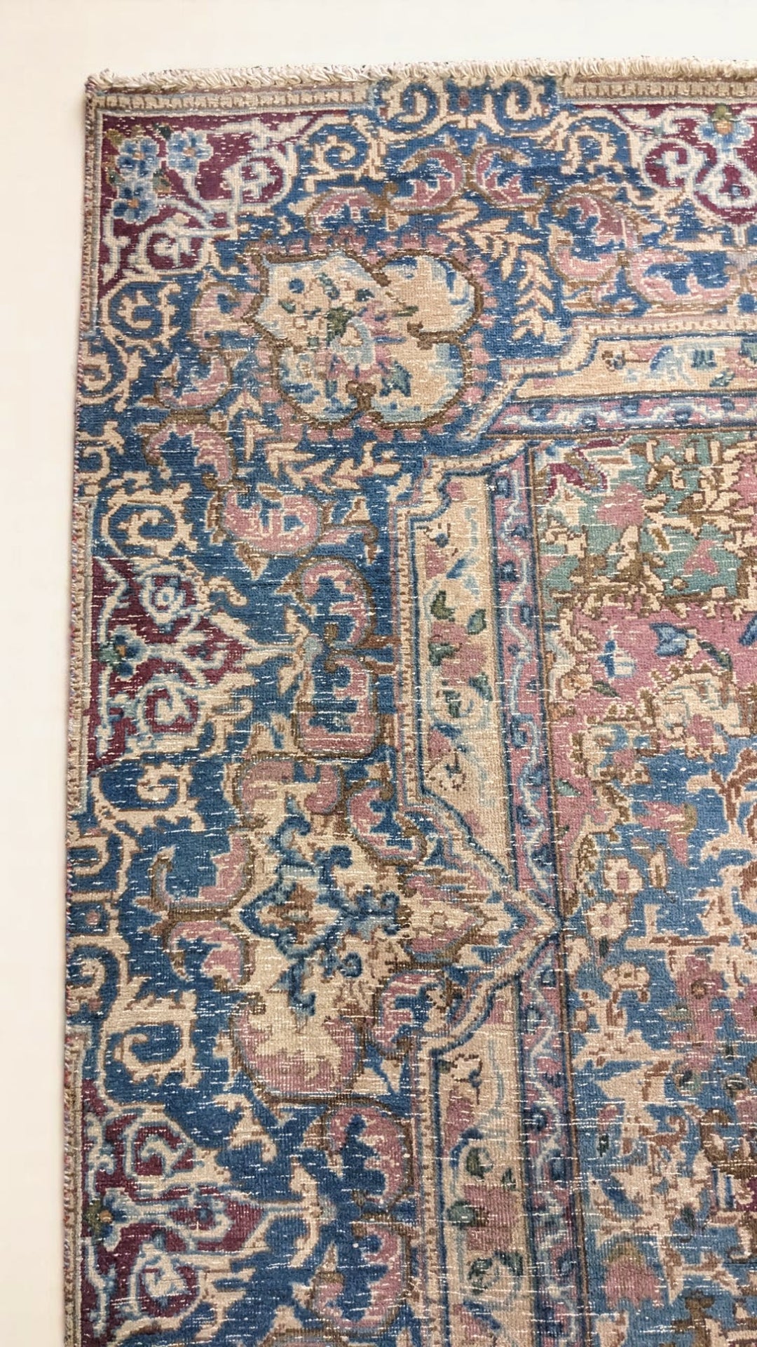 Ferola - Size: 11 x 9.1