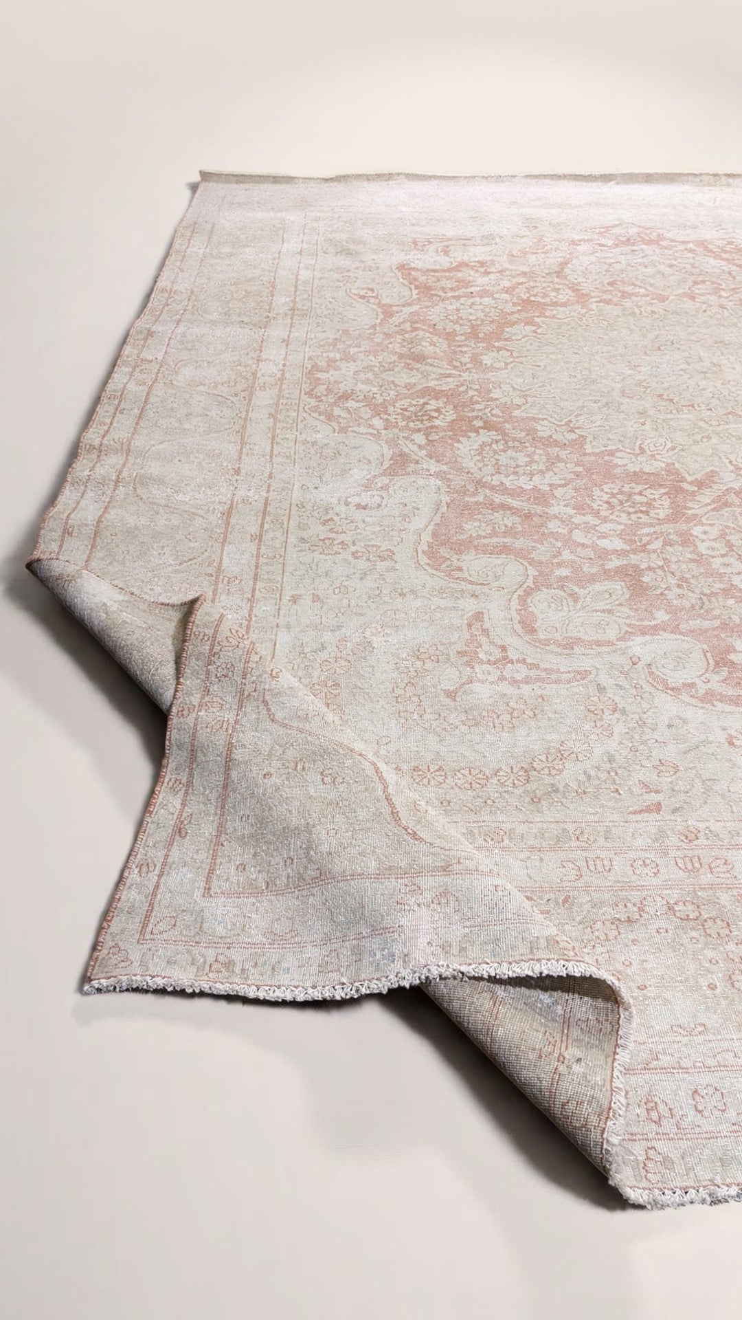 Isfahan Persian Vintage Wash Rug - Size: 12.6 x 9.5