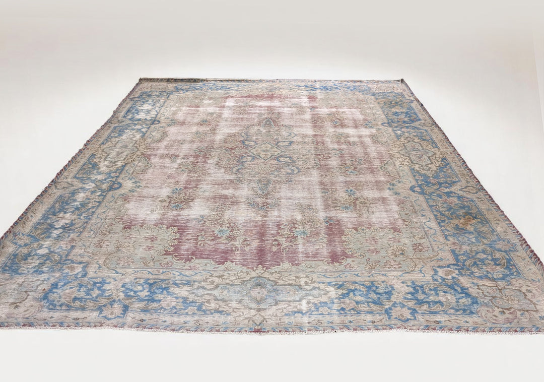 Kashan Persian Vintage Wash Rug - Size: 13.8 x 9.10