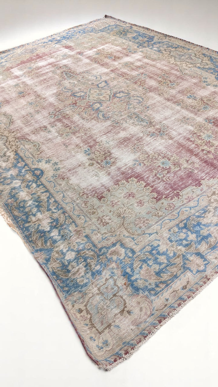 Kashan Persian Vintage Wash Rug - Size: 13.8 x 9.10