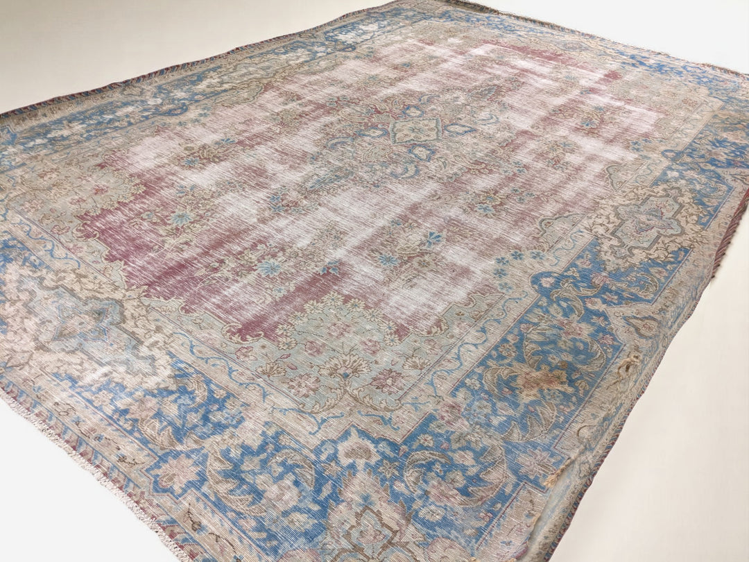 Kashan Persian Vintage Wash Rug - Size: 13.8 x 9.10