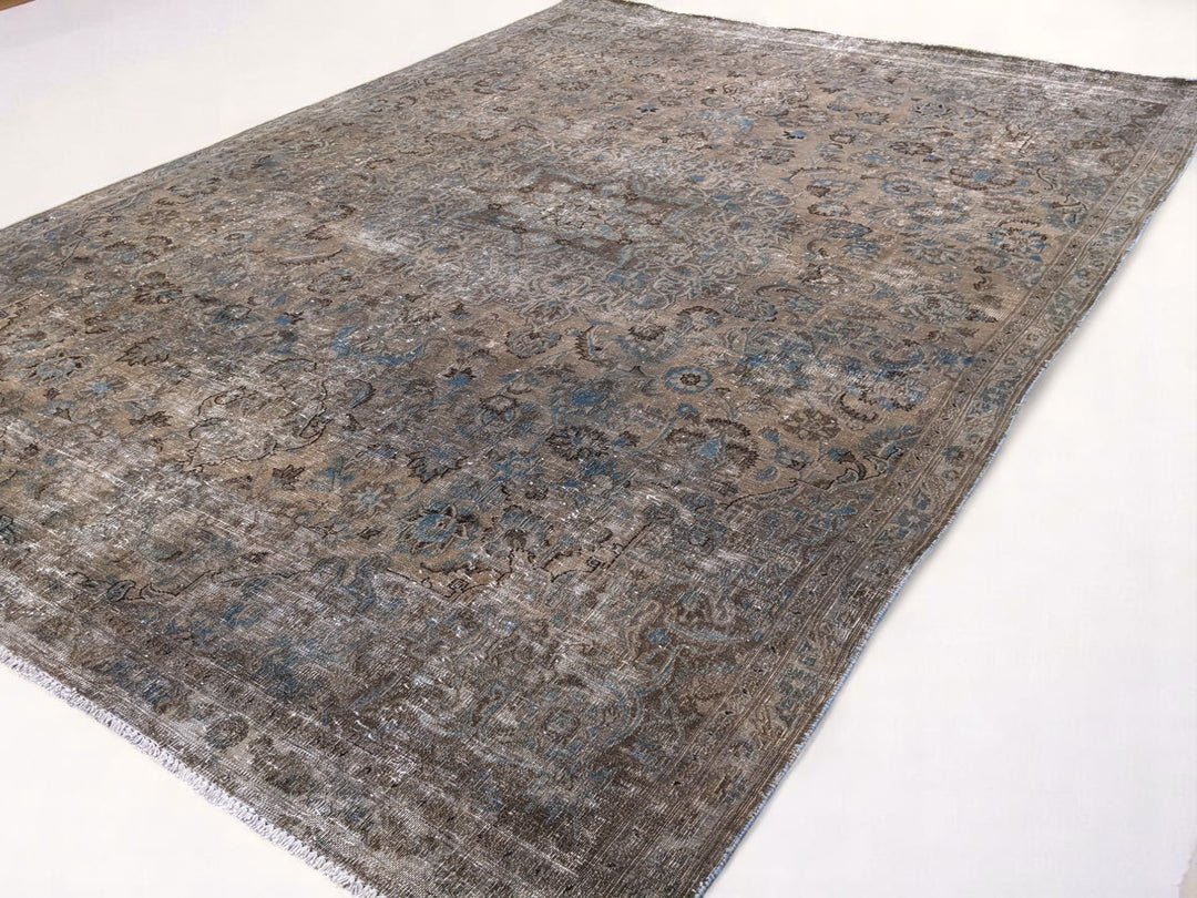 Arleth - Size: 10.8 x 7.3