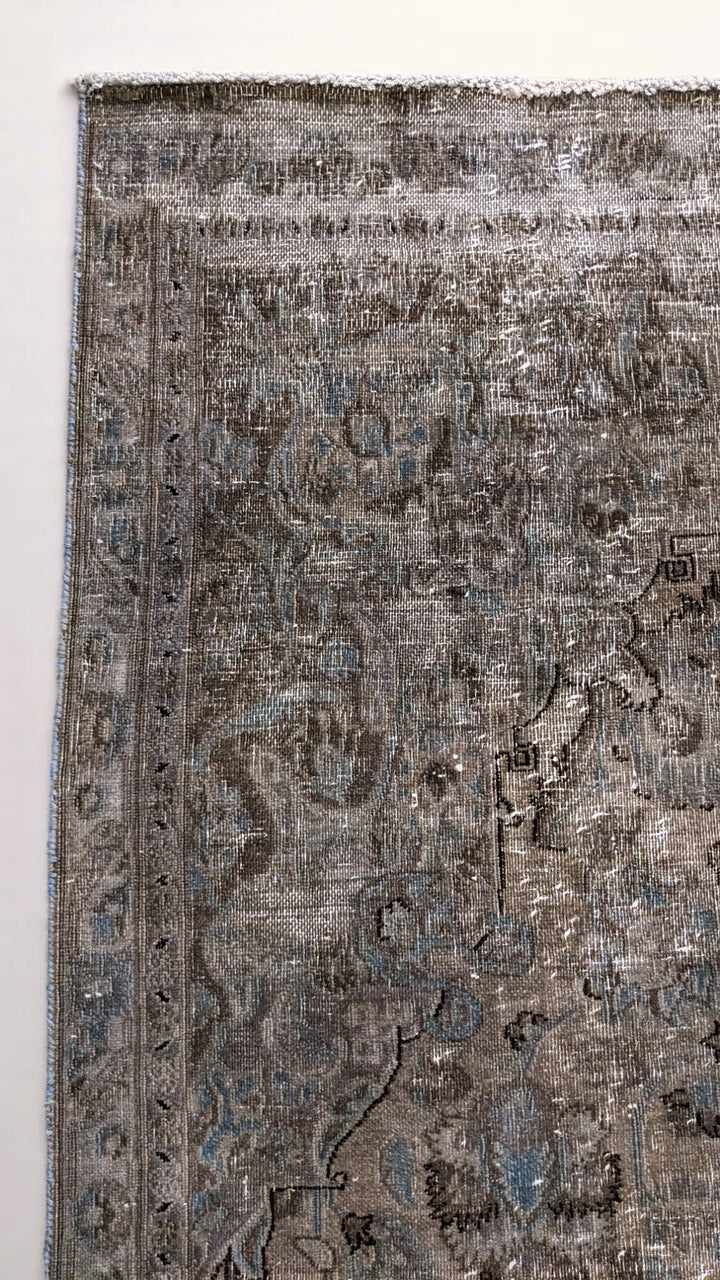 Arleth - Size: 10.8 x 7.3