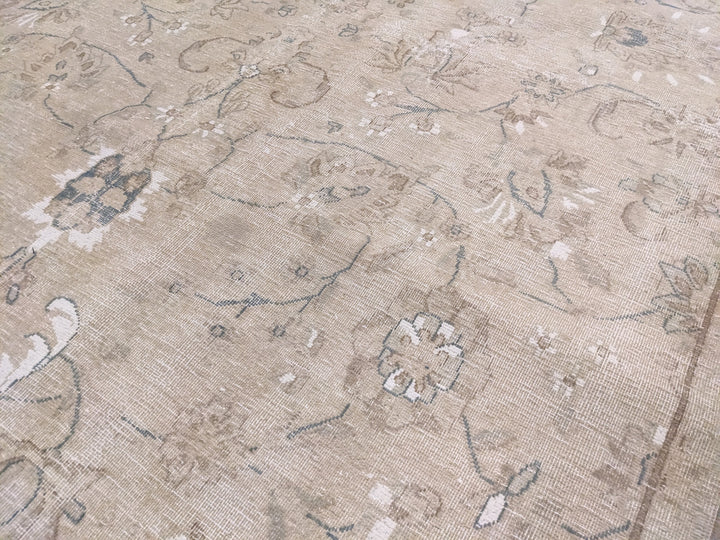 Cavelin - Size: 7.1 x 4.9