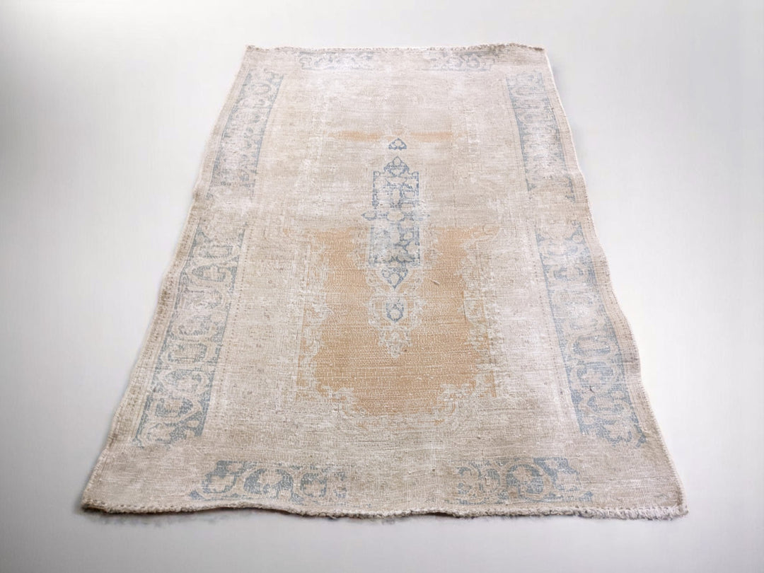 Arluna - Size: 4.6 x 2.10