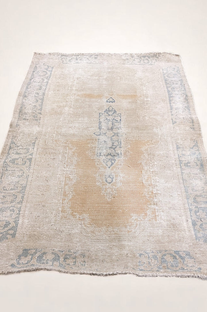 Arluna - Size: 4.6 x 2.10