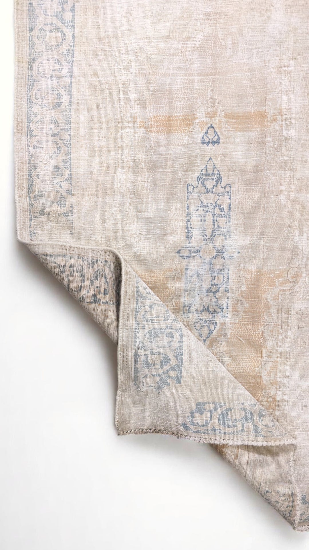 Arluna - Size: 4.6 x 2.10