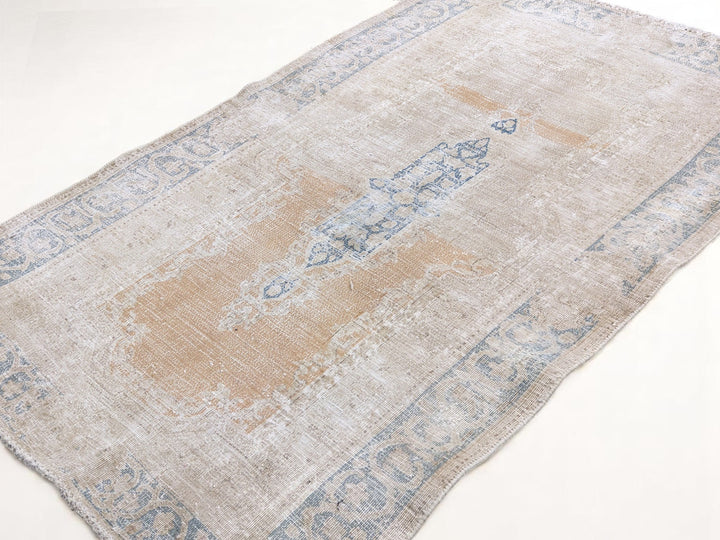 Arluna - Size: 4.6 x 2.10