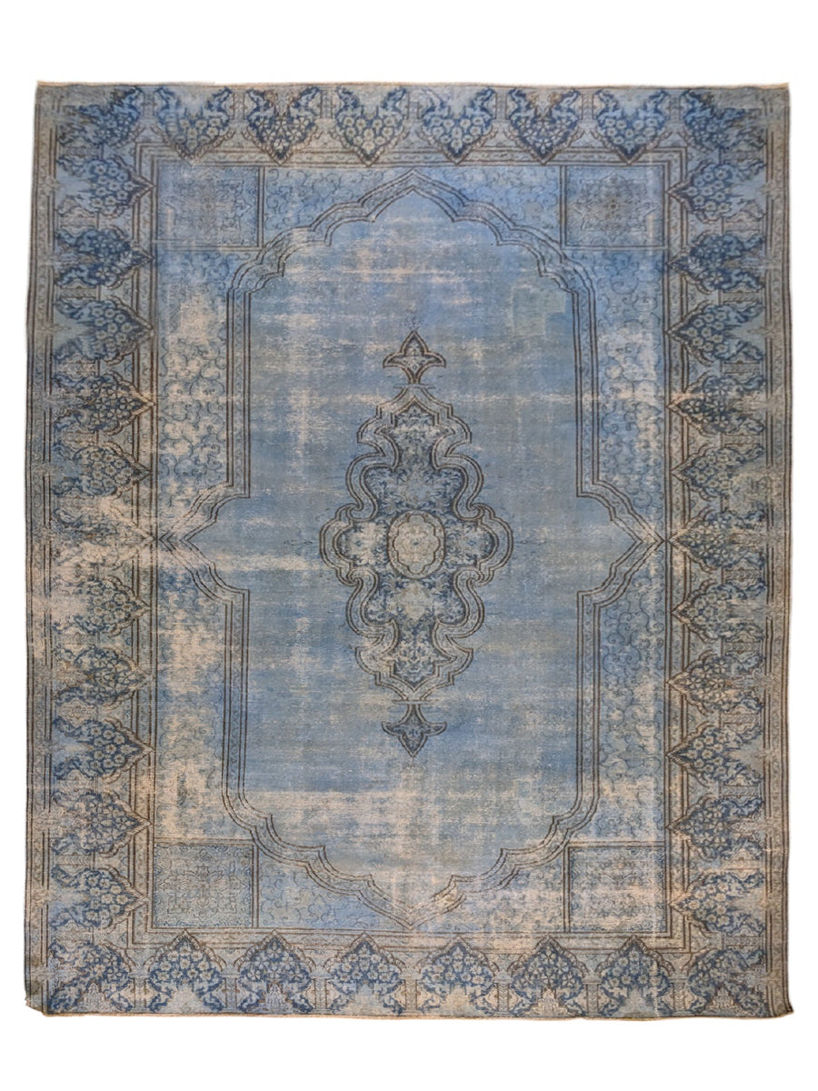 Maelix - Size: 15.4 x 9.7