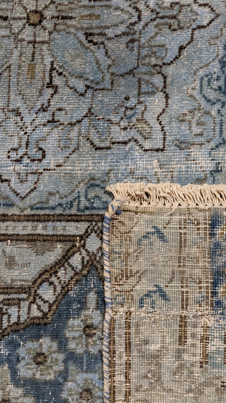 Maelix - Size: 15.4 x 9.7